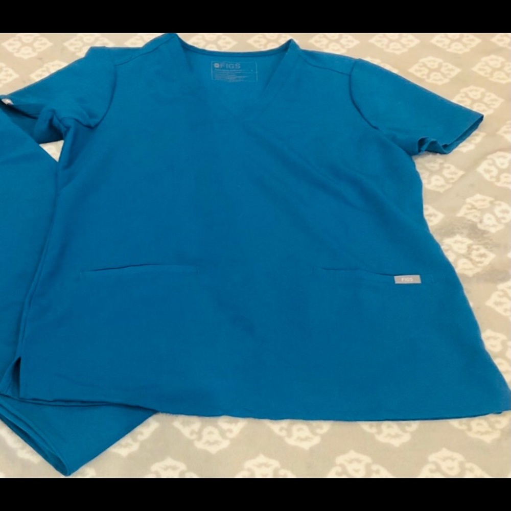 Figs NWOT Small Casma Alps Blue